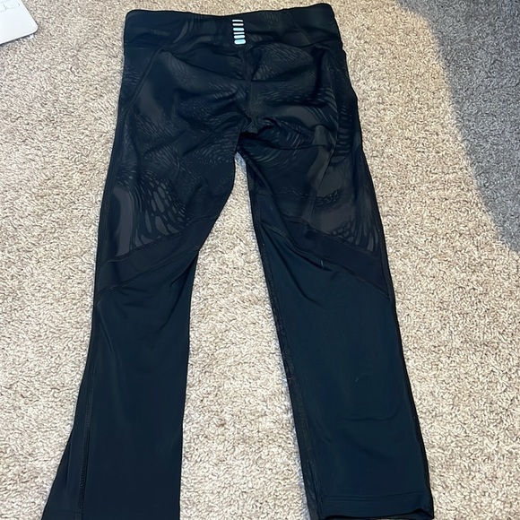 under armor leggings - Picture 2 of 4
